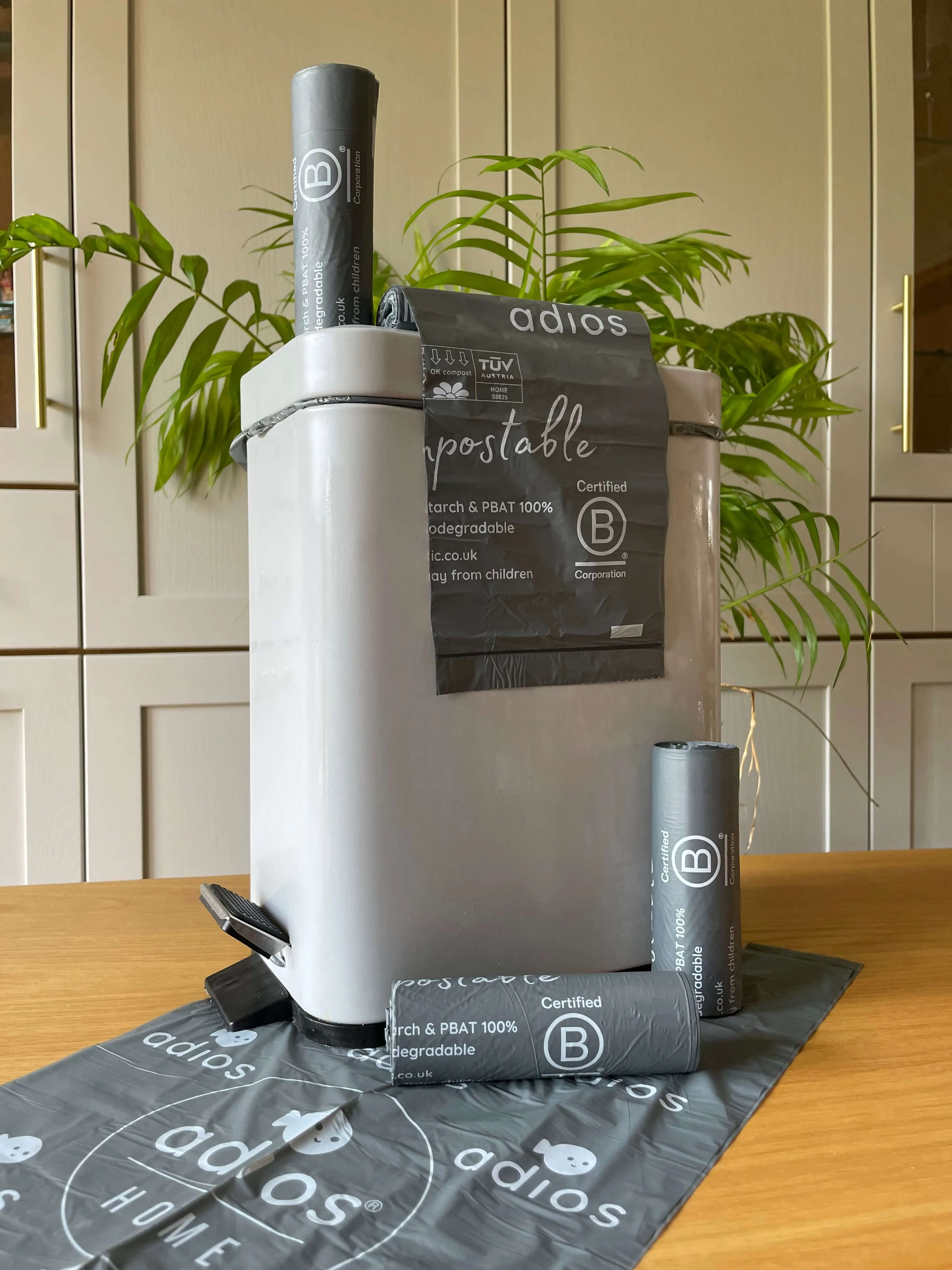 🛍️ Compostable Bin Liners with Handles – 30L 🌿