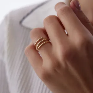 14k Gold Plain Spiral Ring