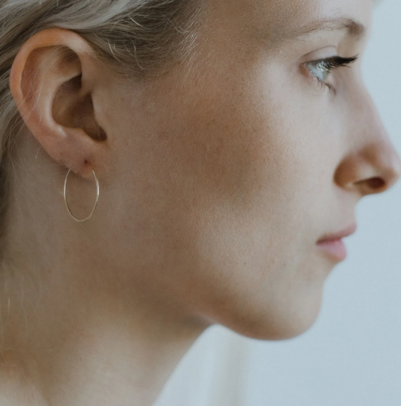 1"  14k Yellow Gold Smooth Hoop Earrings