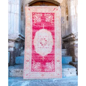 3382 Handwoven Vintage Rug 3'4x6'4