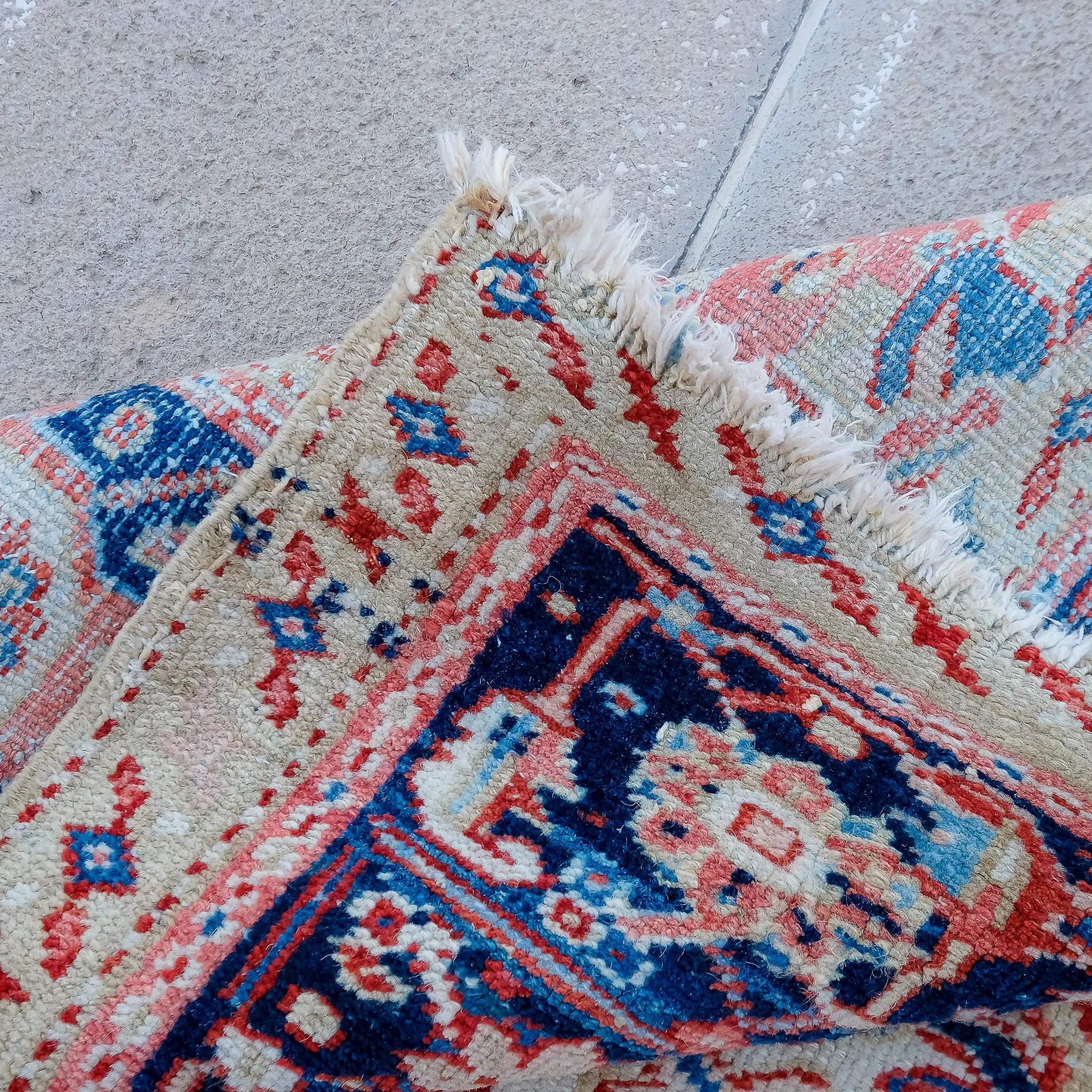4327 Handwoven Vintage Rug 9'6x12'5