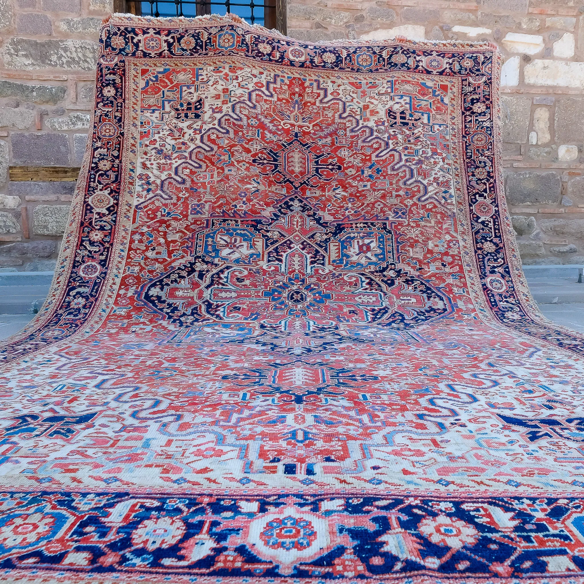 4327 Handwoven Vintage Rug 9'6x12'5