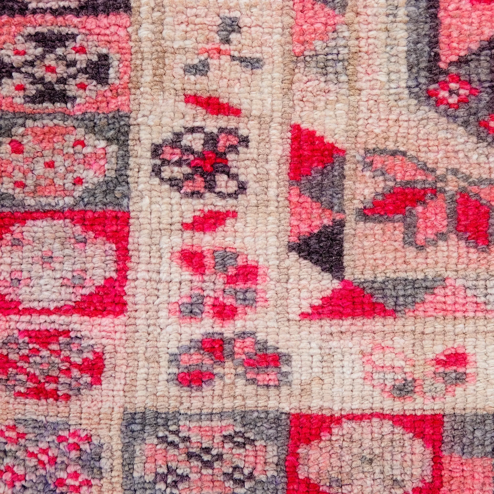 4708 Handwoven Vintage Rug 2'9x12'2