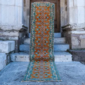 4793 Handwoven Vintage Rug 2'9x11'1