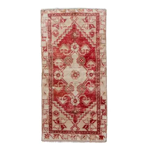 6270 Handwoven Vintage Rug 2'5x5