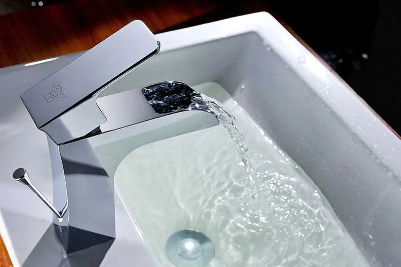 Anzzi Forza Series Single Handle Bathroom Sink Faucet in Polished Chrome