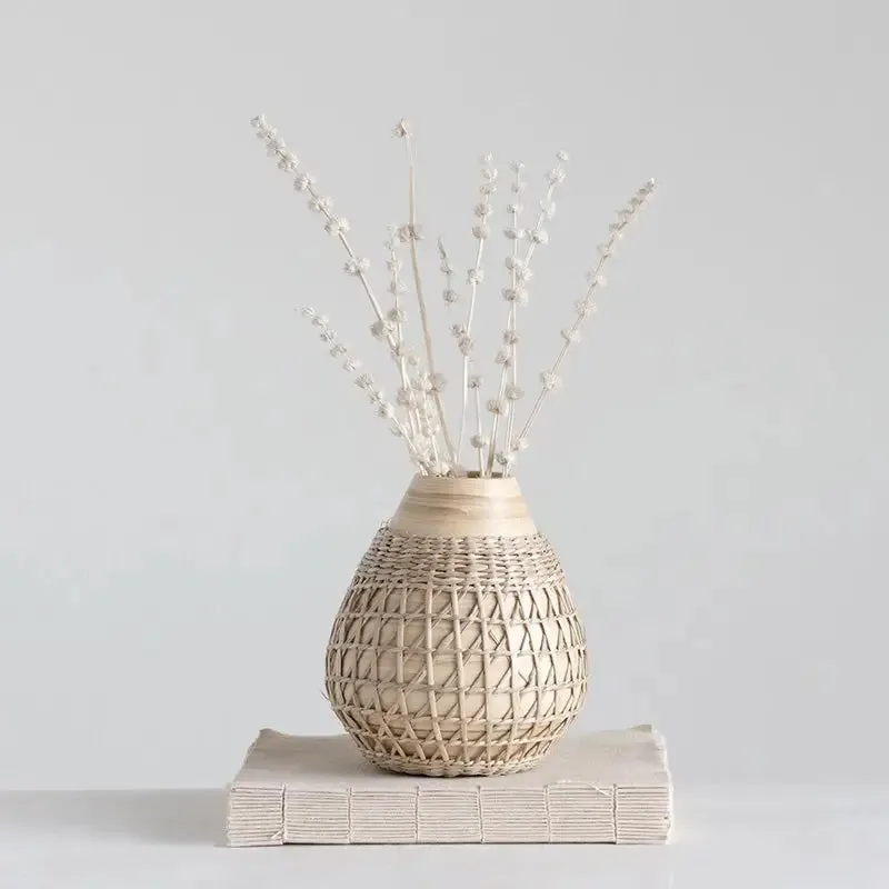 BAMBOO VASE WITH SEAGRASS WEAVE