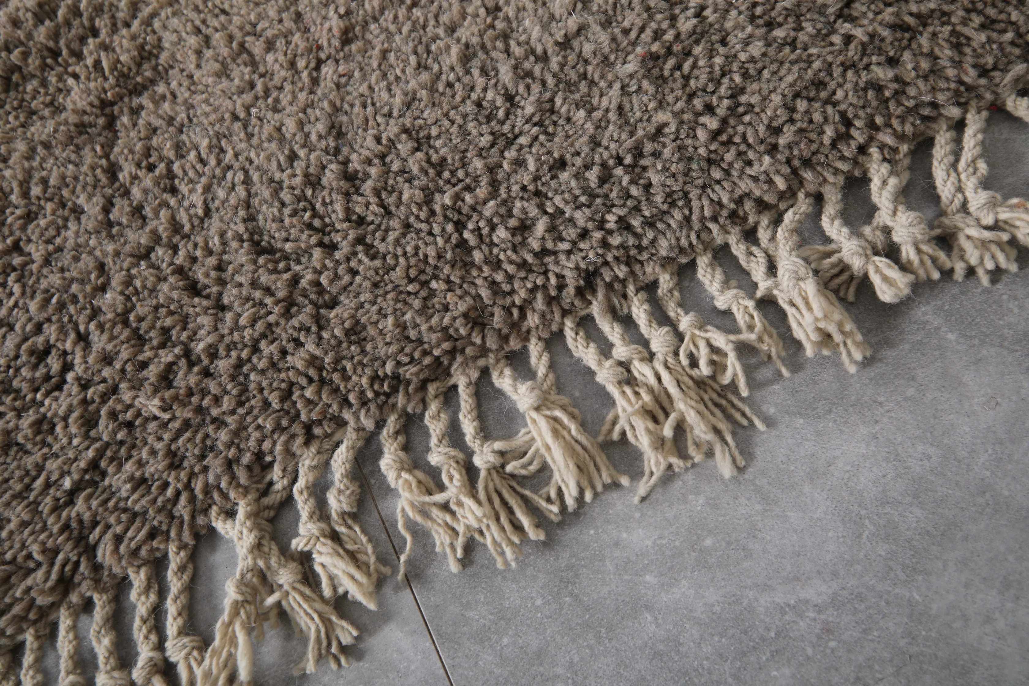 Beni Ourain Rug - 7.5 x 9.6 Feet | Handmade Moroccan Wool