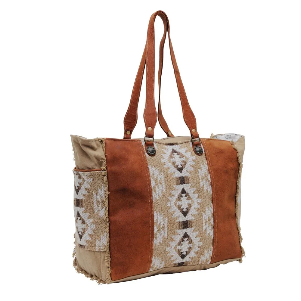 CAMILLA WEEKENDER