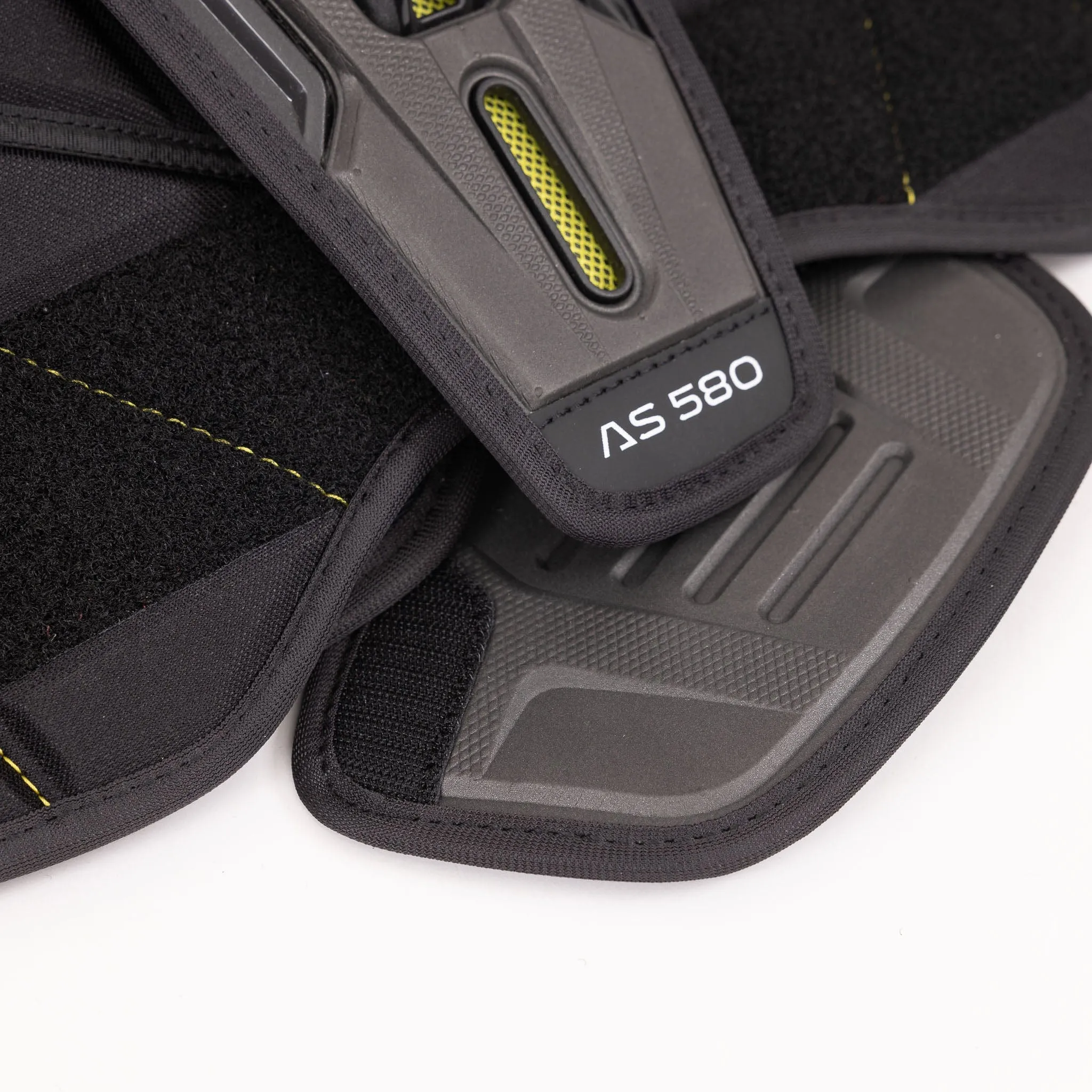 CCM Tacks AS580 Junior Hockey Shoulder Pads
