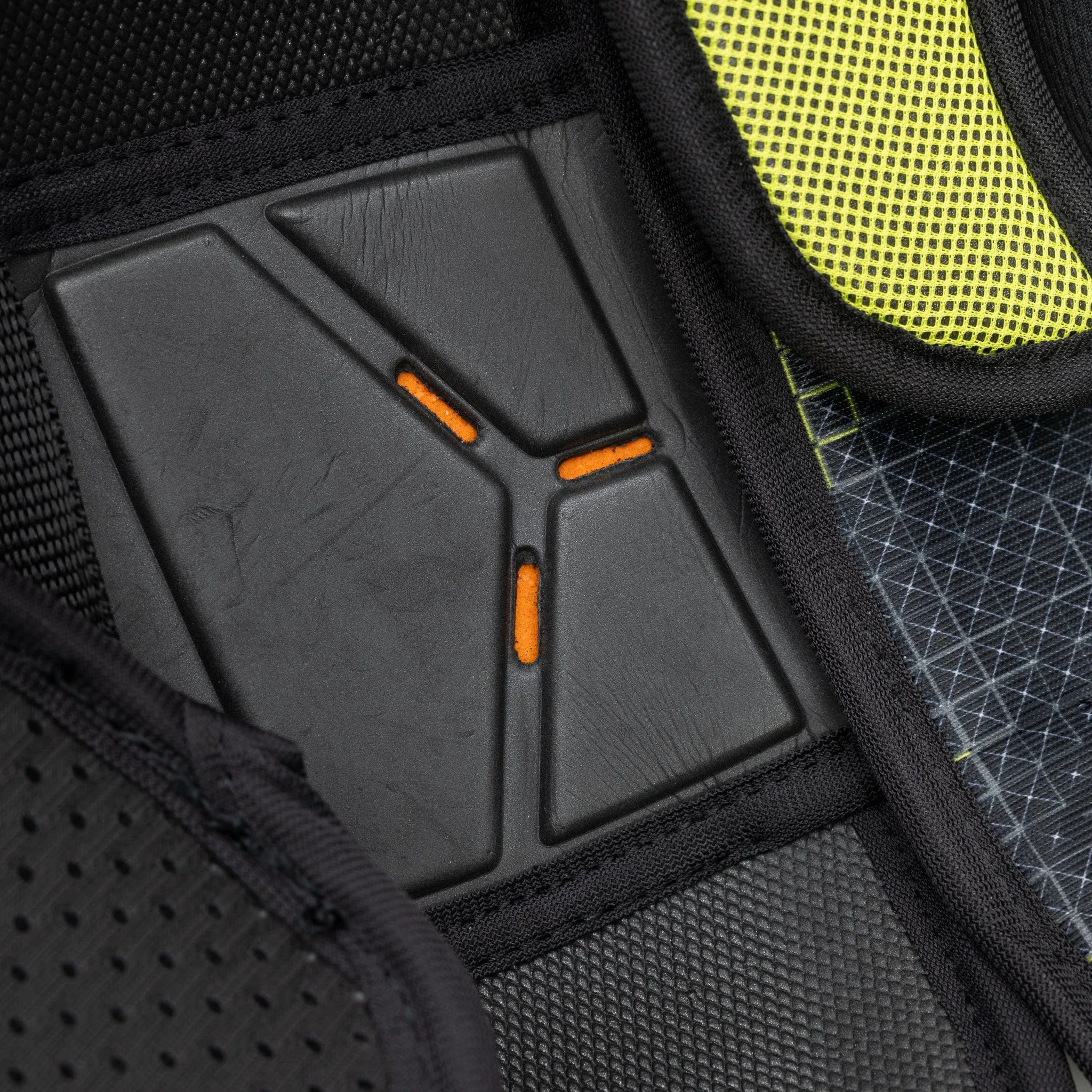 CCM Tacks XF Pro Junior Hockey Shoulder Pads