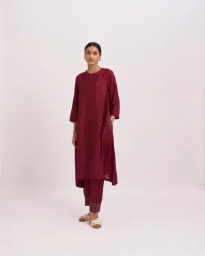 Dot   I   Pocket Style Mushrif Kurta Set Cotton Silk Fabric is used in Kurta set Dark Red SS24-PS- DR