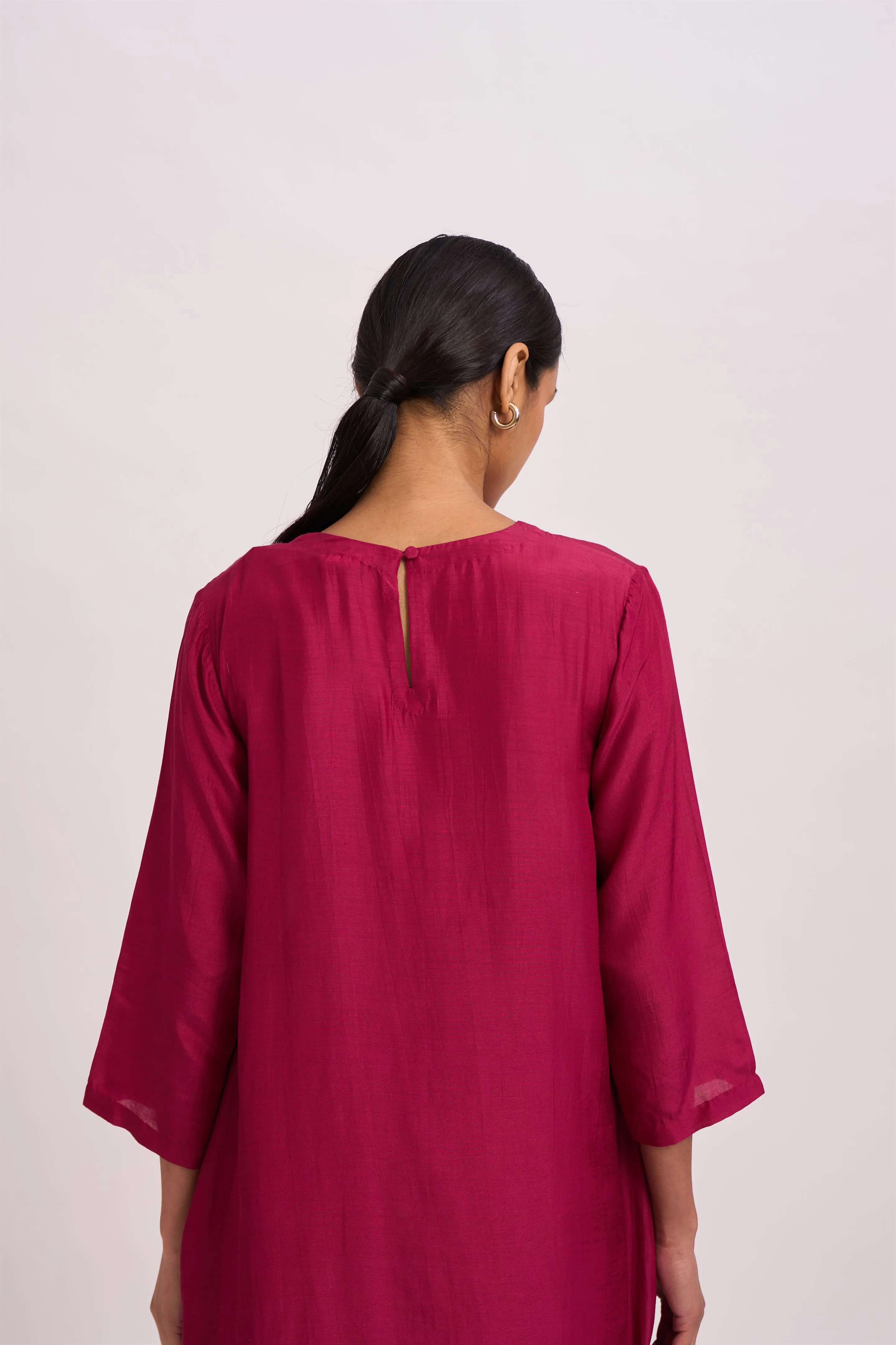 Dot   I   Pocket Style Raha Kurta Set Cotton Silk Fabric is used in Kurta set Fuchsia SS24-PS-F