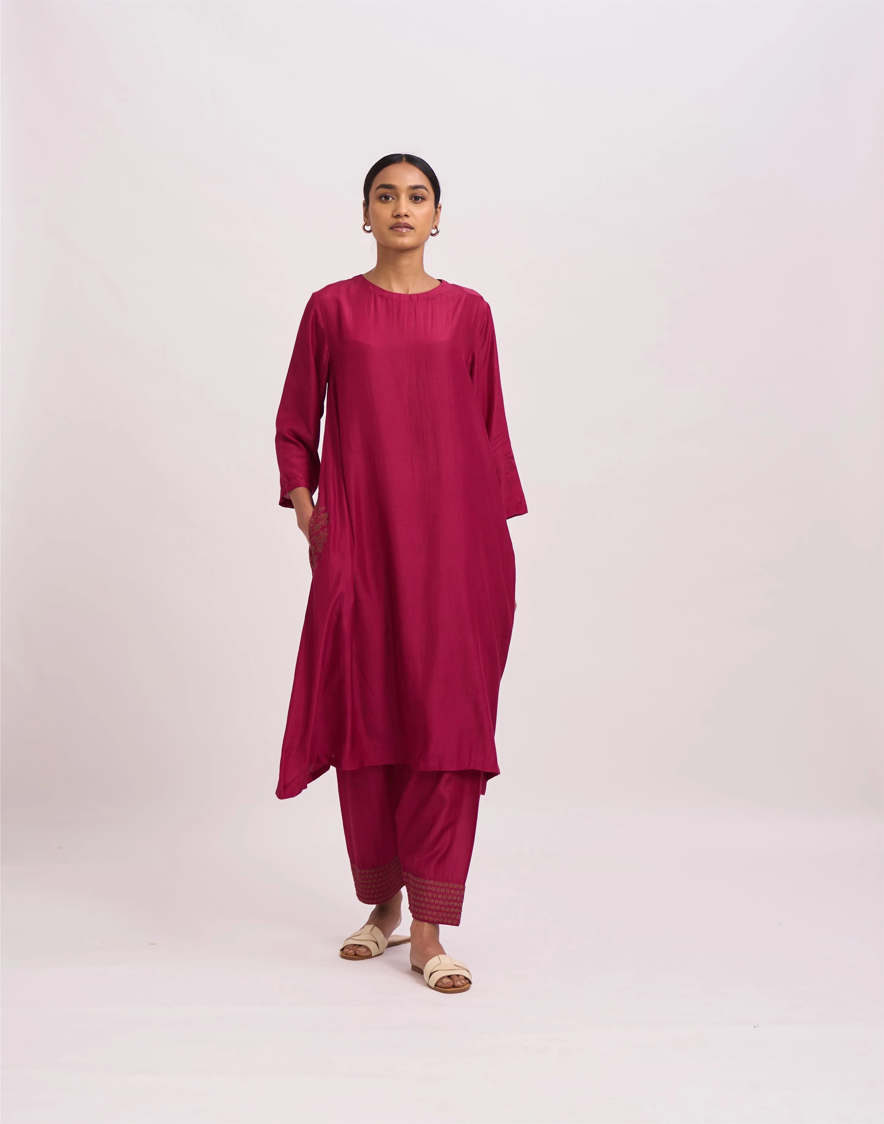 Dot   I   Pocket Style Raha Kurta Set Cotton Silk Fabric is used in Kurta set Fuchsia SS24-PS-F