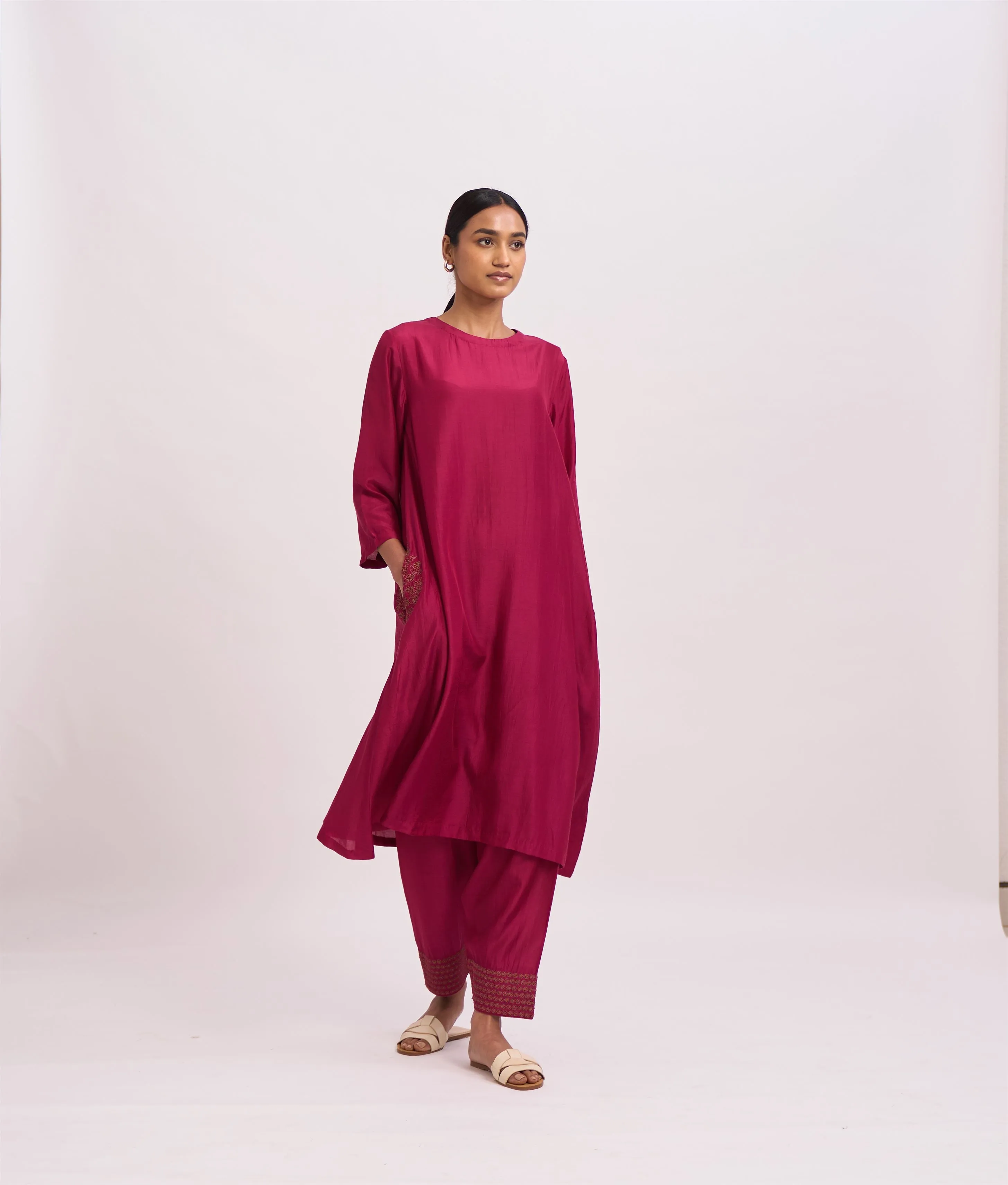 Dot   I   Pocket Style Raha Kurta Set Cotton Silk Fabric is used in Kurta set Fuchsia SS24-PS-F