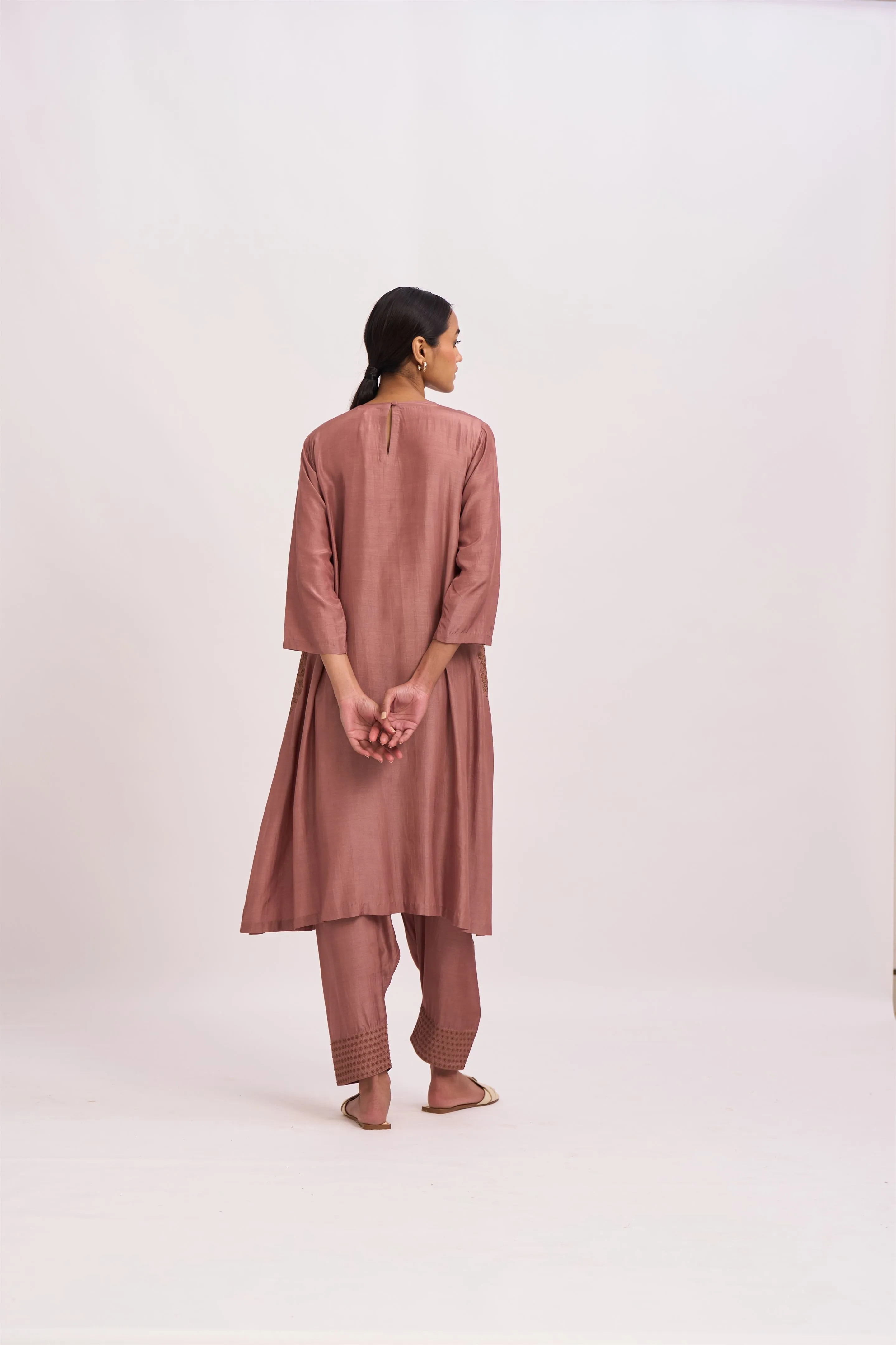 Dot   I   Pocket Style Zayed Kurta Set Cotton Silk Fabric is used in Kurta set Old rose SS24-PS- 101