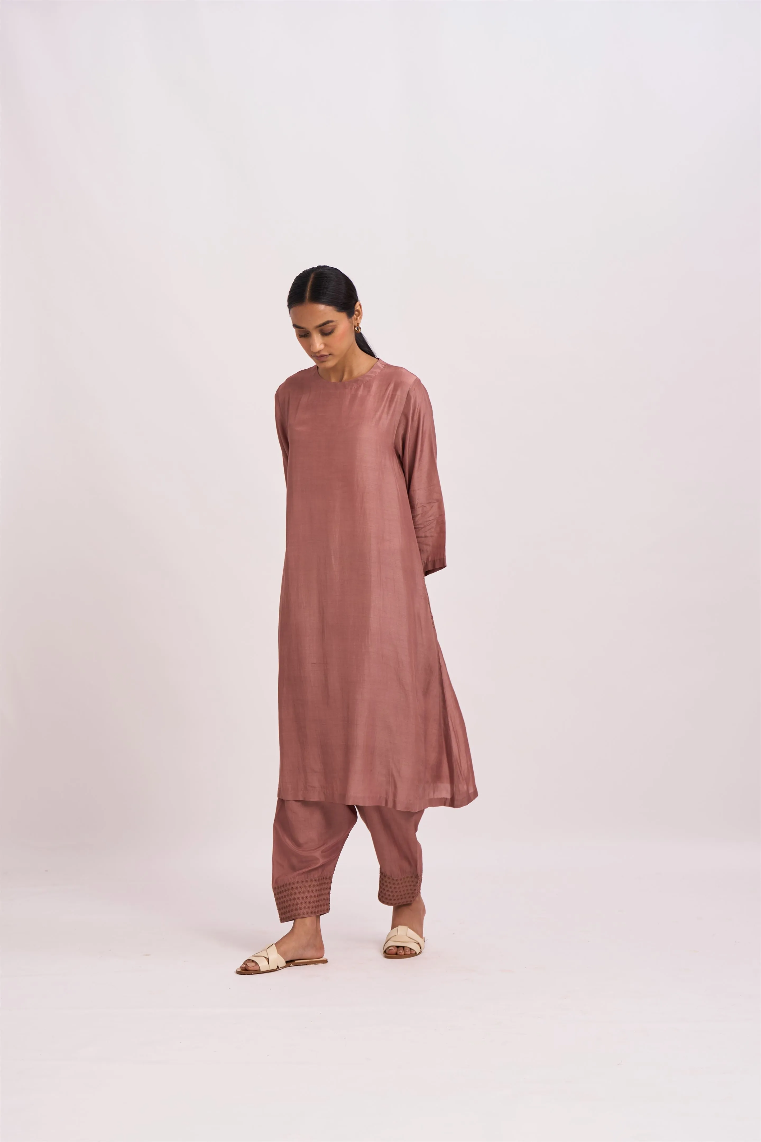 Dot   I   Pocket Style Zayed Kurta Set Cotton Silk Fabric is used in Kurta set Old rose SS24-PS- 101