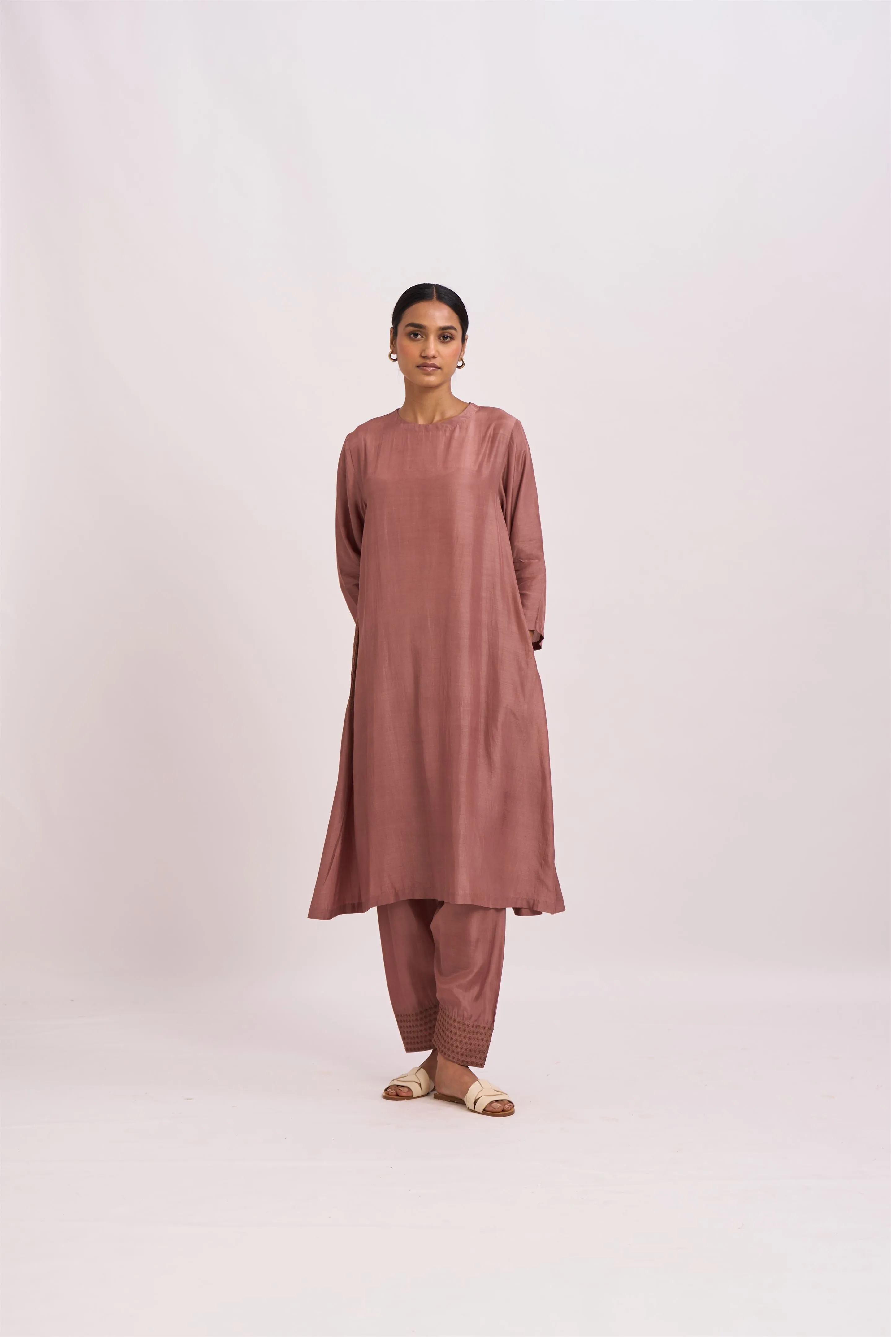 Dot   I   Pocket Style Zayed Kurta Set Cotton Silk Fabric is used in Kurta set Old rose SS24-PS- 101