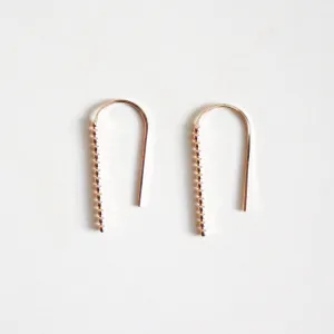 Dot Short Arc Threader Earrings