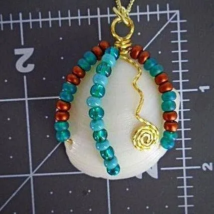 Elegant Natural White Lucina Seashell Pendant with Gold Wire & Multi-Color Glass Beads on Gold-Plated Necklace✨-Beach Boho