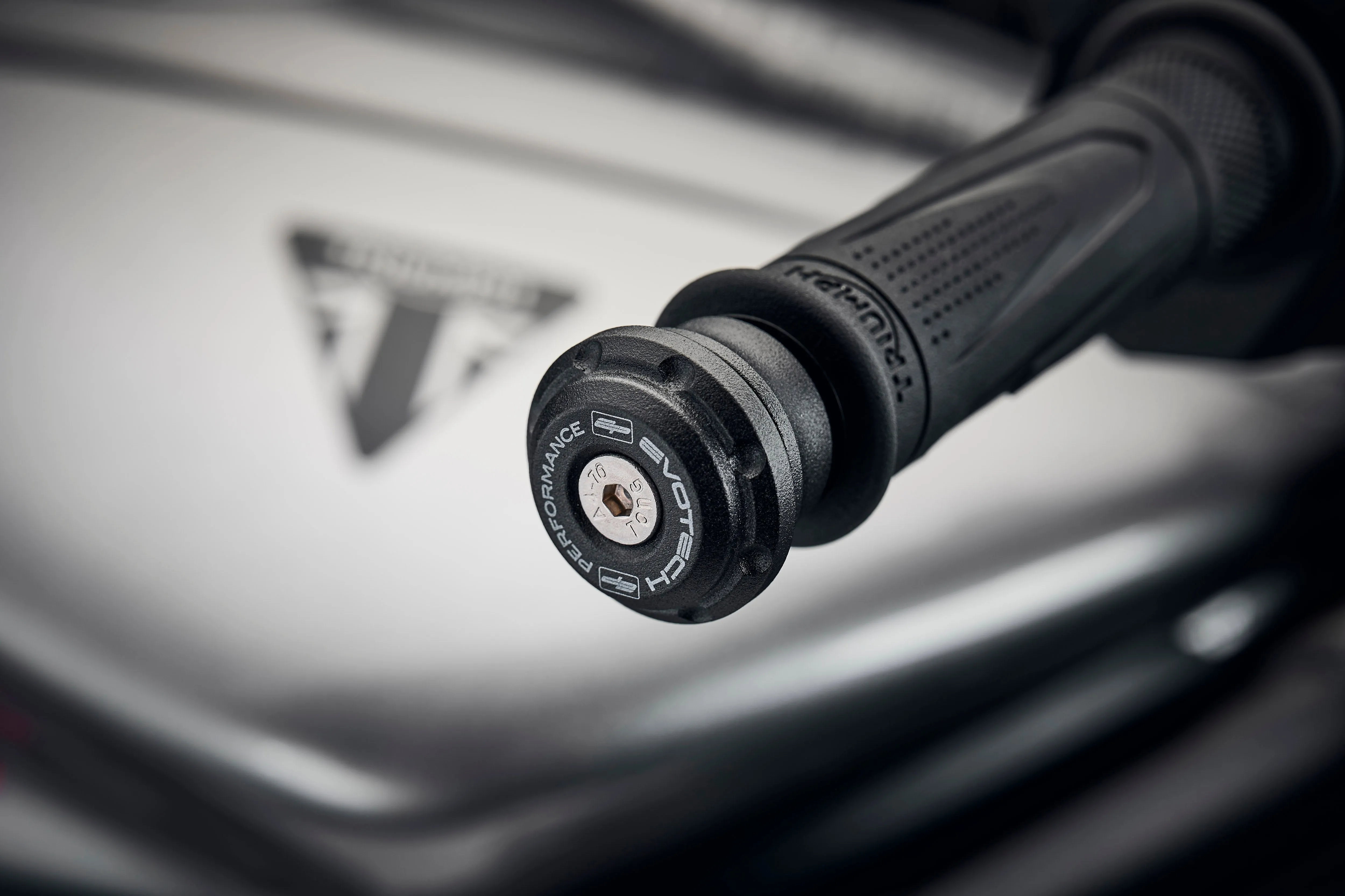 Evotech Bar End Weights (Non Bar End Mirror Version) - Triumph Street Triple 765 RS (2023 )