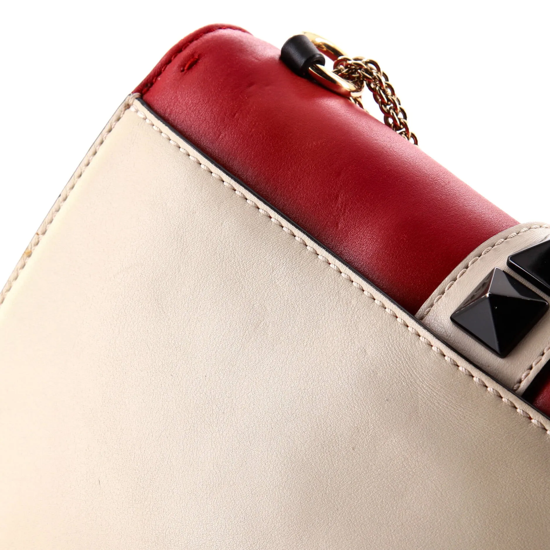 Glam Lock Shoulder Bag Leather Medium