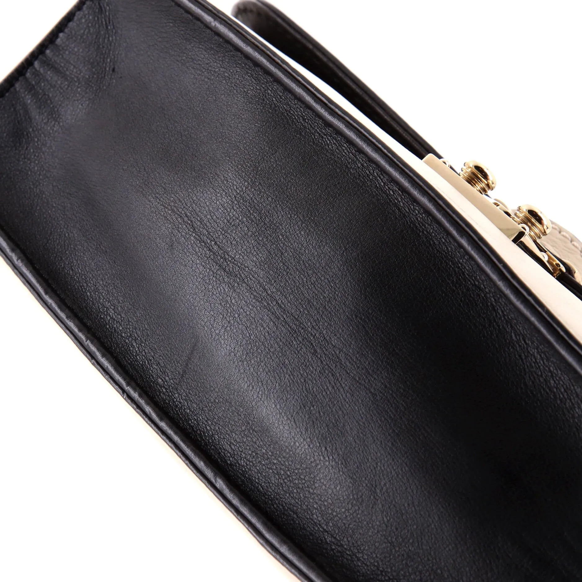Glam Lock Shoulder Bag Leather Medium