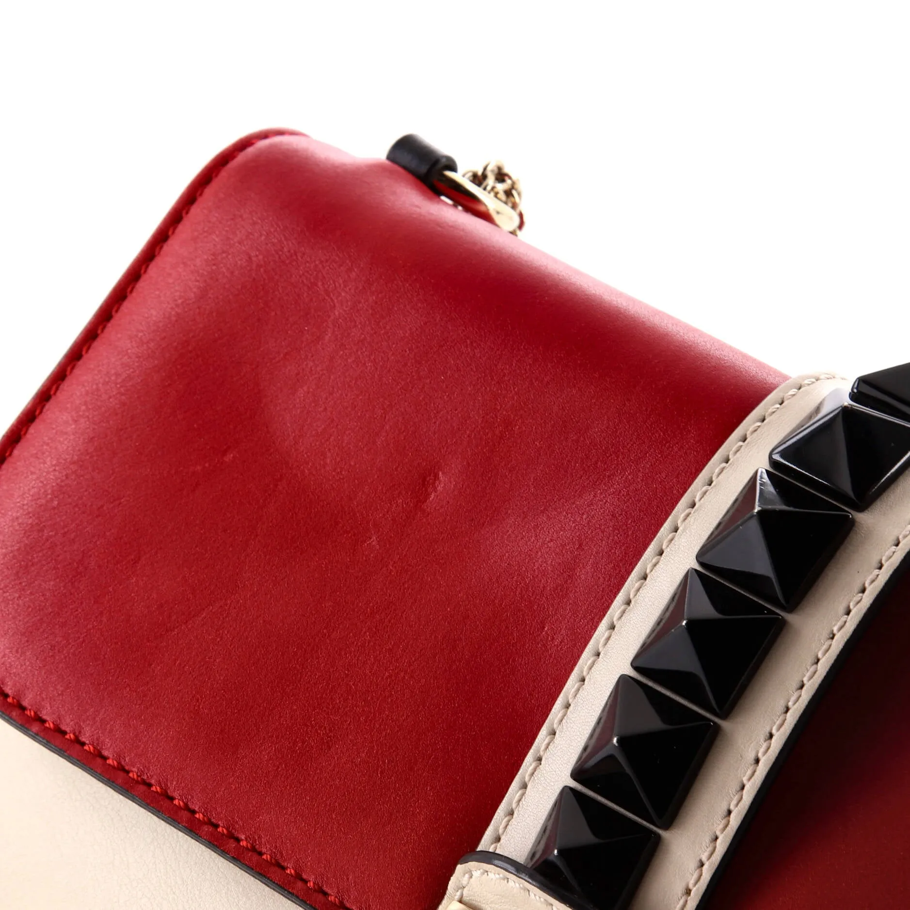Glam Lock Shoulder Bag Leather Medium