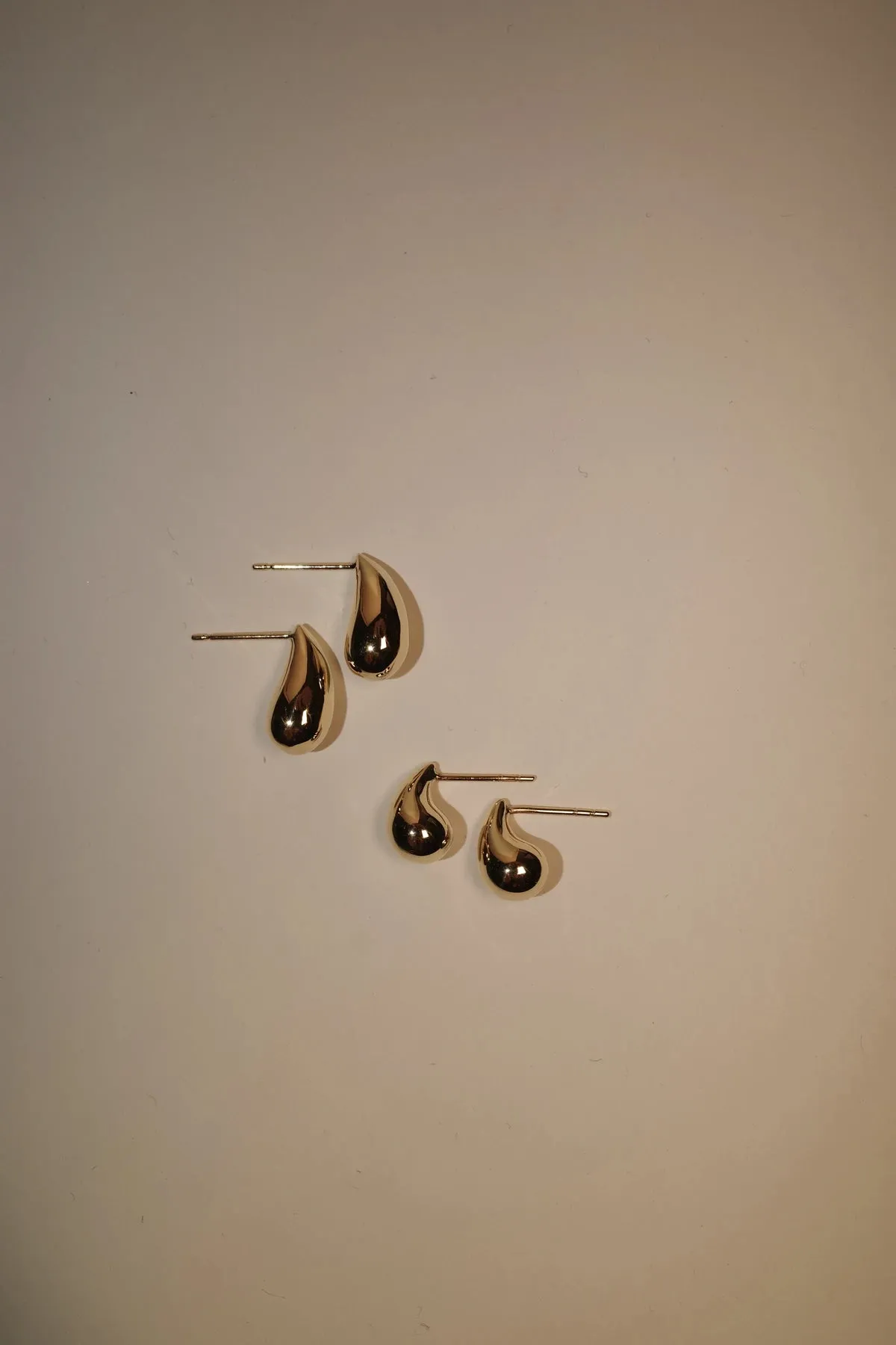 Gold Rain Drop Studs - Medium