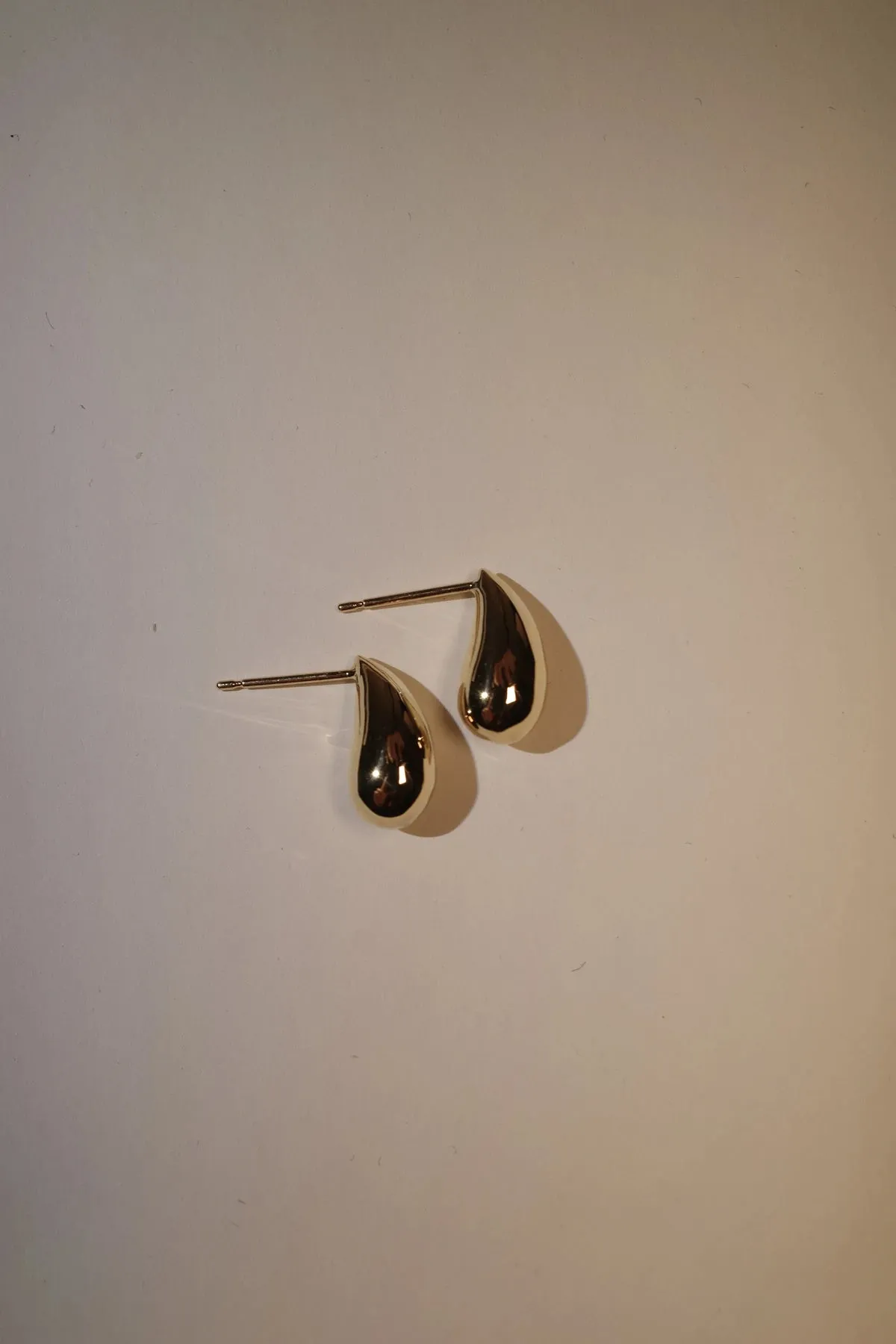 Gold Rain Drop Studs - Medium