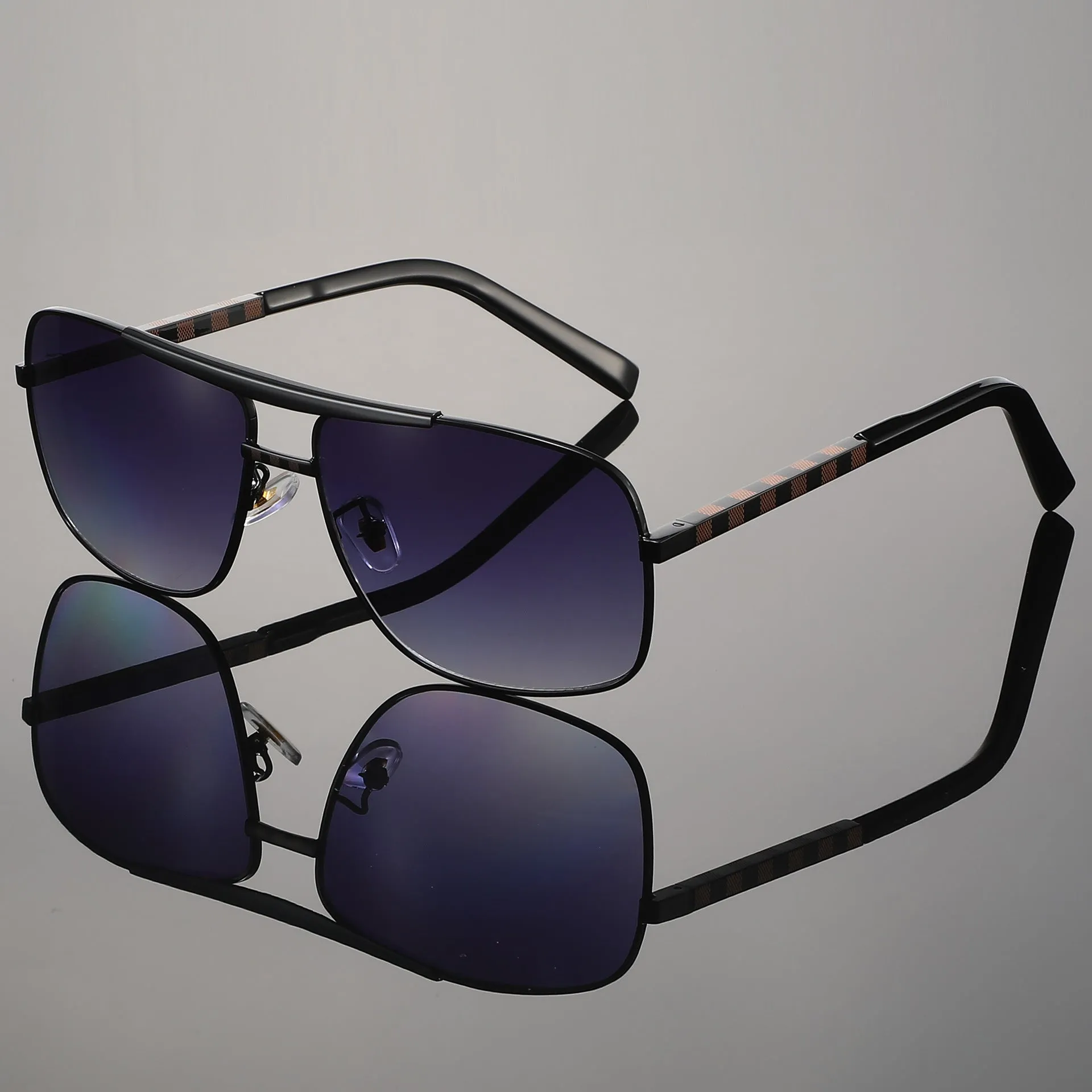 Gradient Square Frame Sunglasses