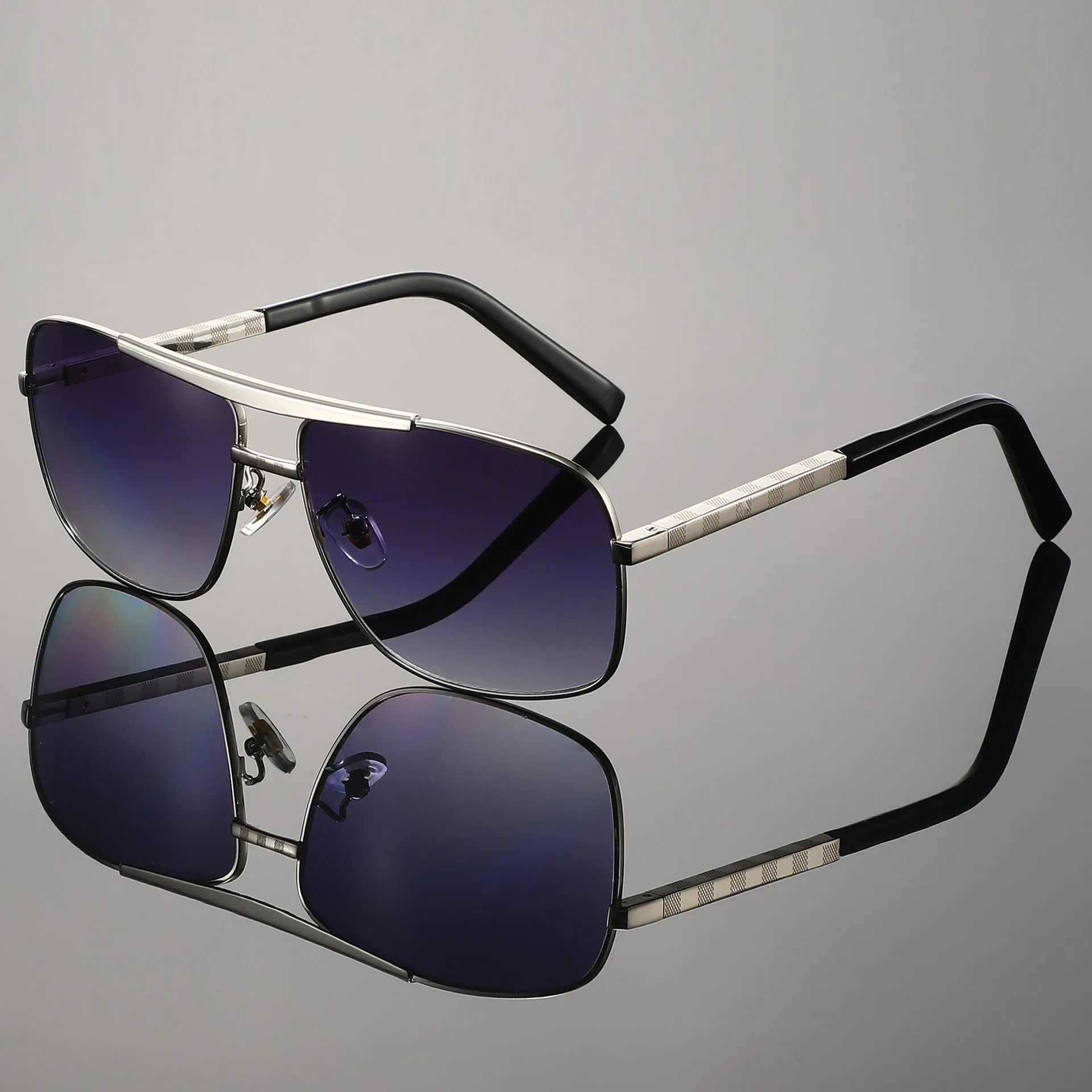 Gradient Square Frame Sunglasses