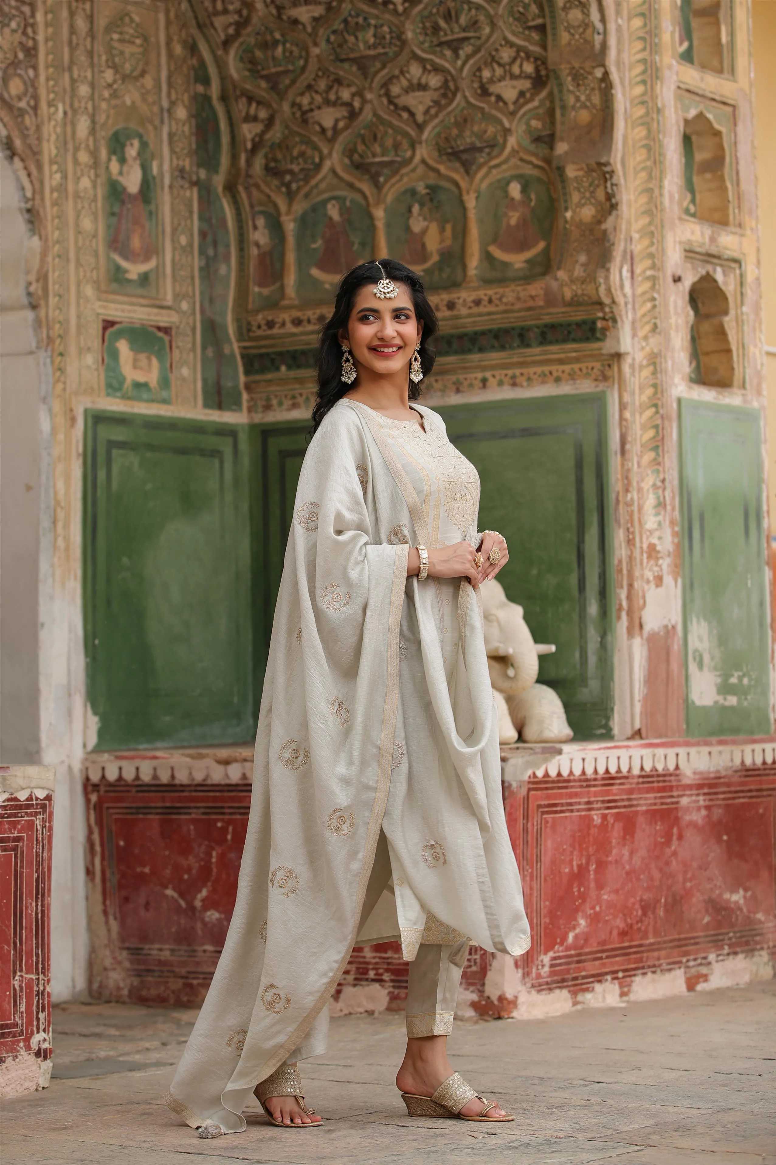Grey Russian Silk Slub Jacquard Suit Set