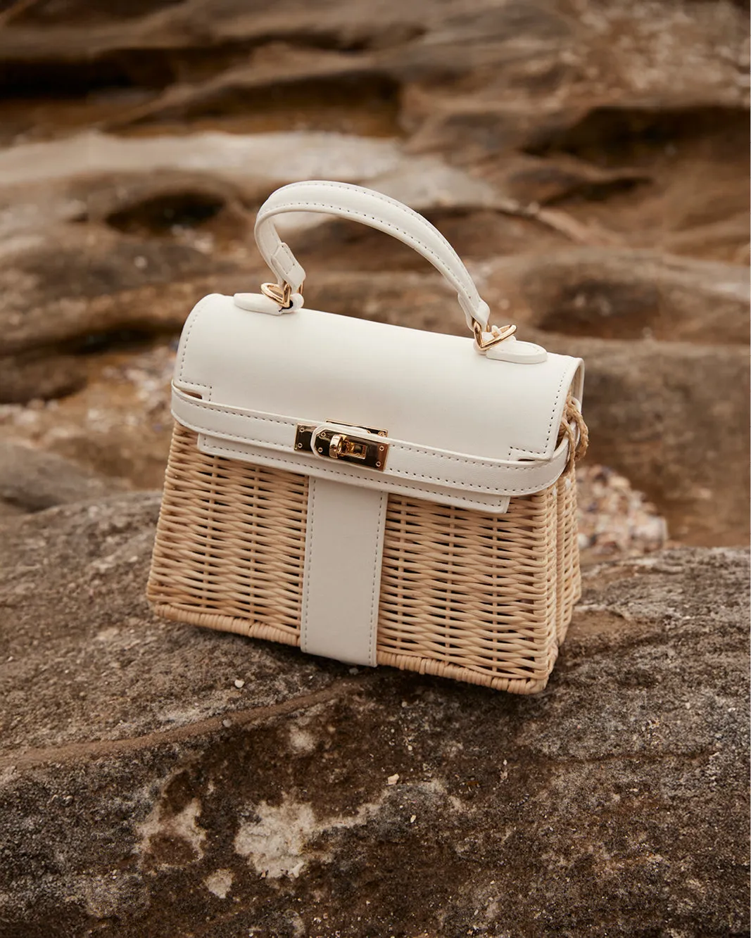 HARIETTE RATTAN HANDLE BAG - RATTAN-WHITE