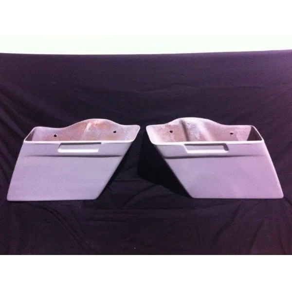 Harley Davidson 4" Extended Stretched Saddlebags No CutOuts - No Lids 89-13