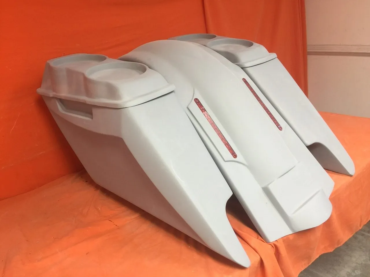 Harley Davidson 5" Fifty Five Extended Stretched Saddlebag LED Fender Kit - Dual Cut Outs   Dual 6 x 9 Speaker Lids