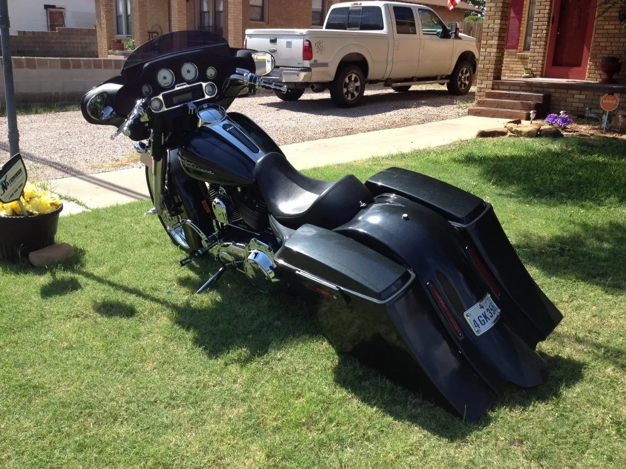 Harley Davidson 6" Extended Out & Down Saddlebags with Lids & Custom Rear LED Fender - No Cut Outs