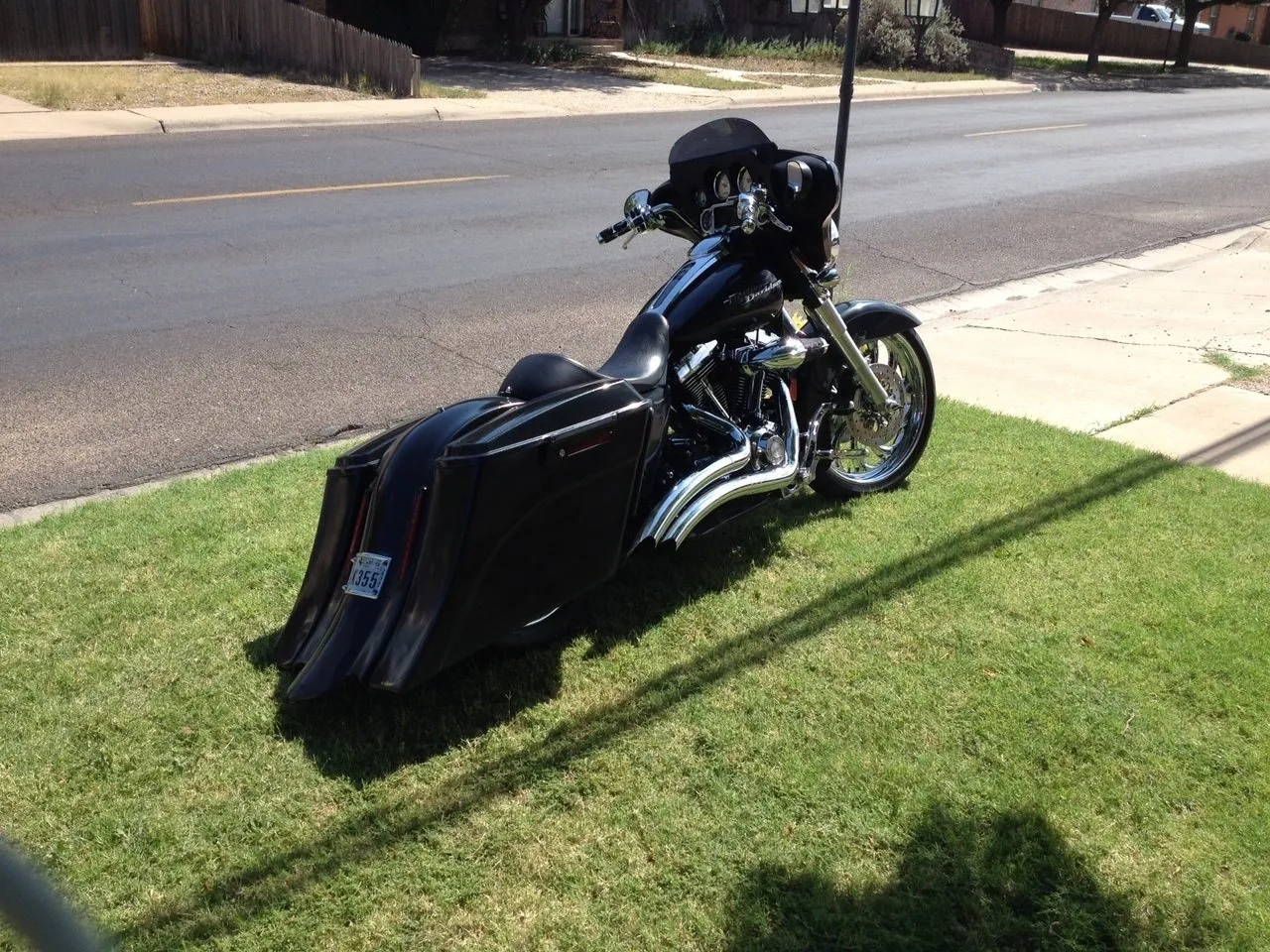 Harley Davidson 6" Extended Out & Down Saddlebags with Lids & Custom Rear LED Fender - No Cut Outs