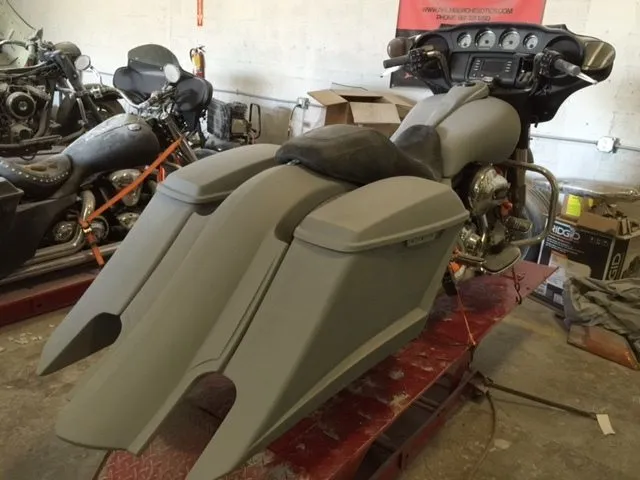 Harley Davidson 6" Trendsetter Extended Saddlebag LED Fender Kit Dual Cut Outs 6 x 9 Speaker Lids / 2014 - 2023