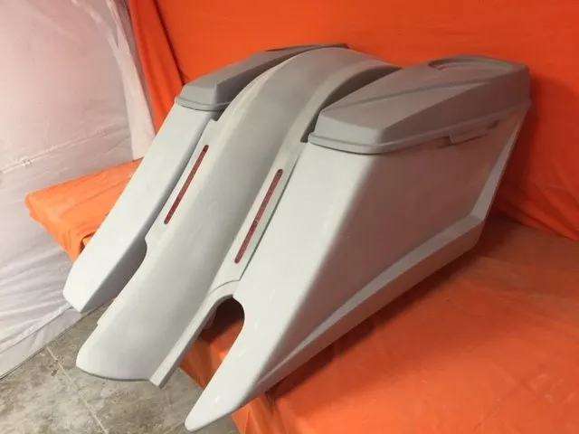 Harley Davidson 6" Trendsetter Extended Saddlebag LED Fender Kit - Right Side Cut Out   6 x 9 Speaker Lids / 2014 - 2018