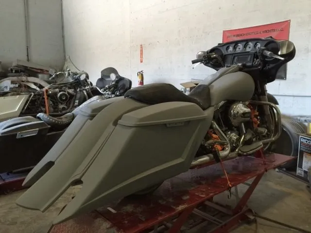 Harley Davidson 6" Trendsetter Extended Saddlebag LED Fender Kit - Right Side Cut Out   Dual 6.5" Speaker Lids / 2014 - 2018