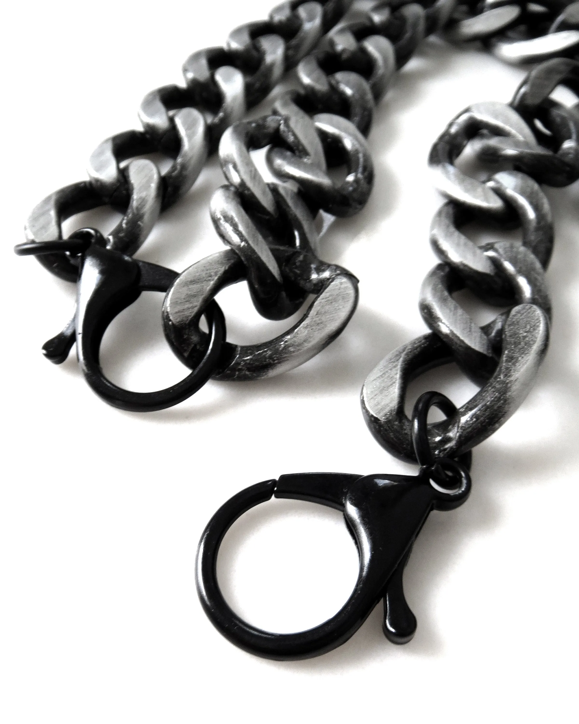 ICON - Thick Chunky Black and Silver Chain Necklace