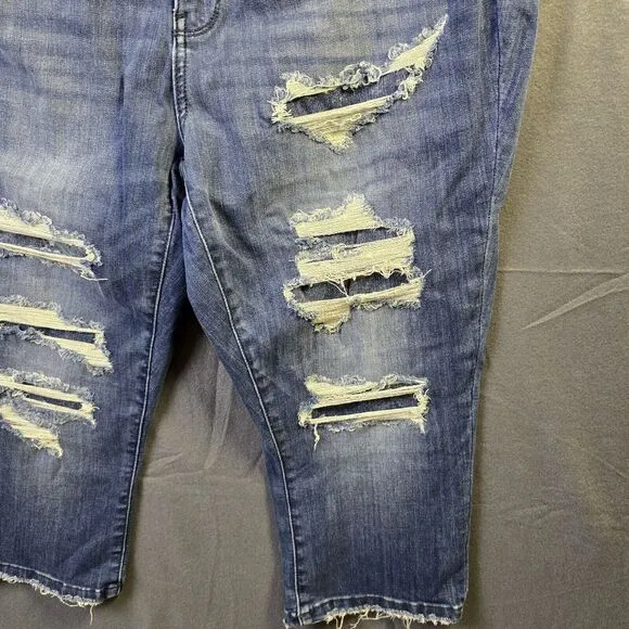 Judy Blue Skinny Fit Capri Women’s Blue Wash Distress Fringe Crop Jeans Size 20W