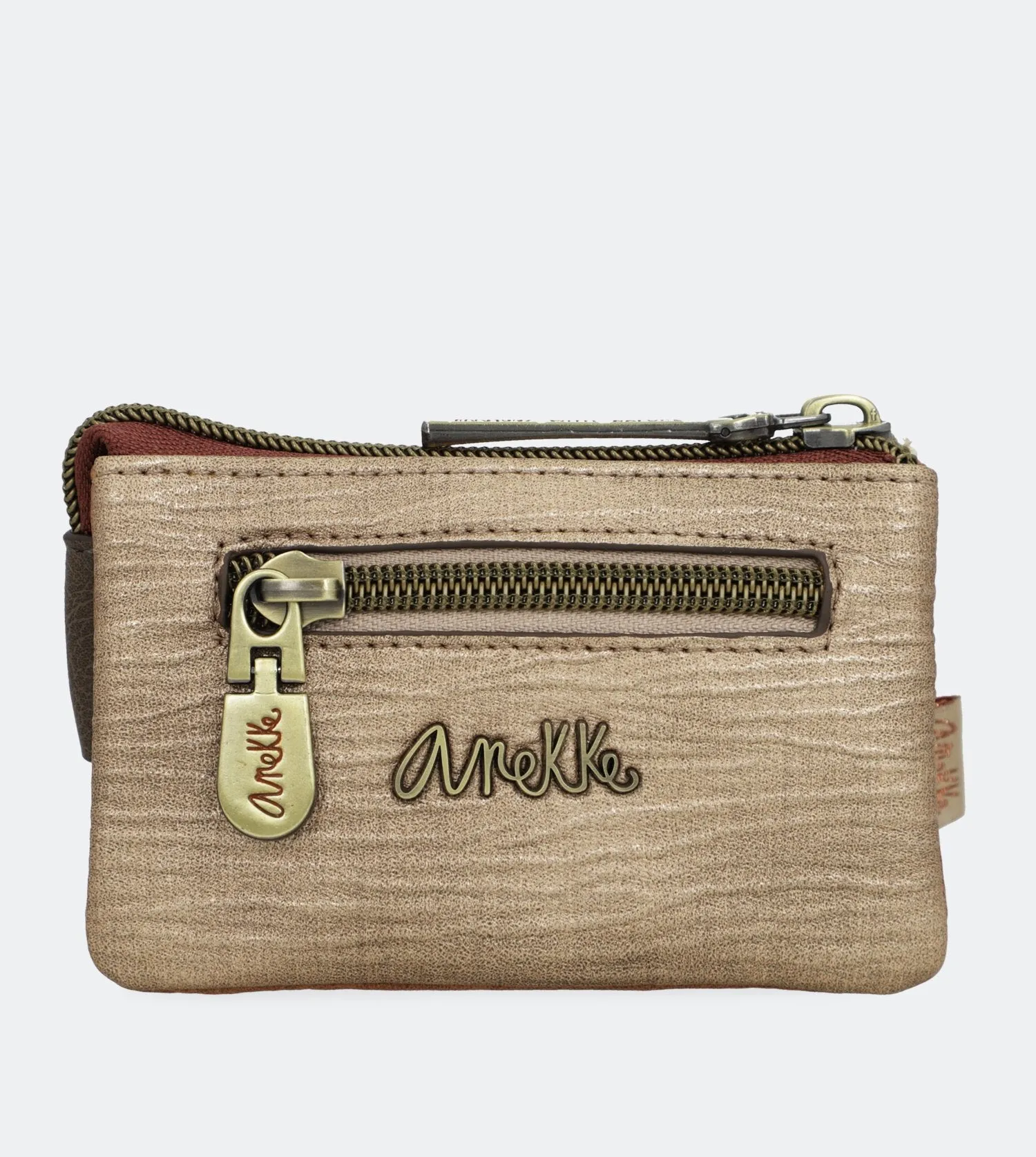 Kenya Purse with a back zip