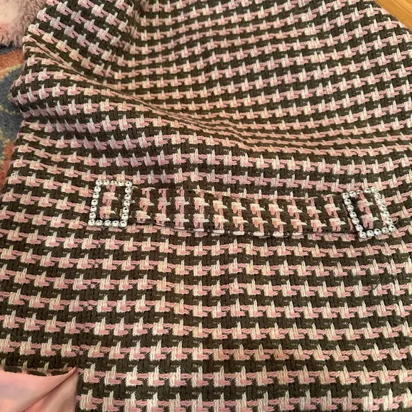 Kicky pink taupe and cream wool blend knee length skirt w pink silk lining