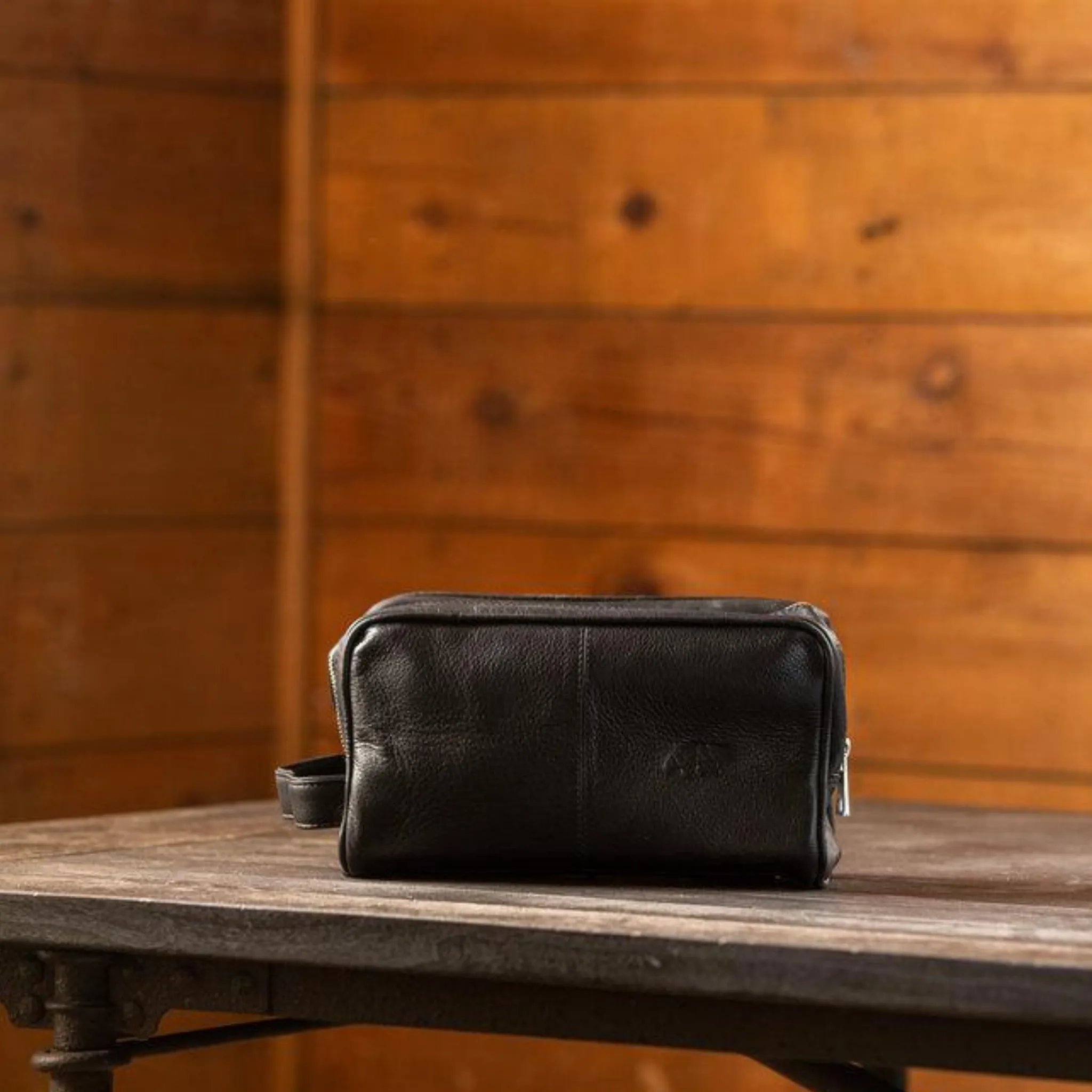 Kodiak Buffalo Leather Dopp
