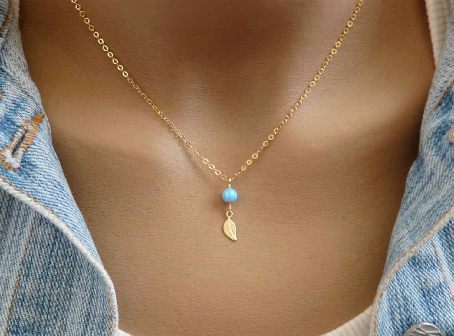 Leaf Opal Necklace – Delicate Nature-Inspired