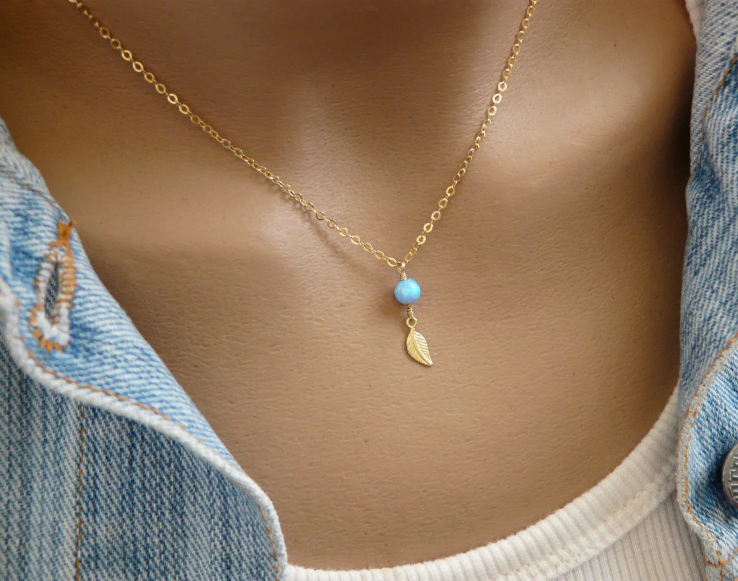 Leaf Opal Necklace – Delicate Nature-Inspired