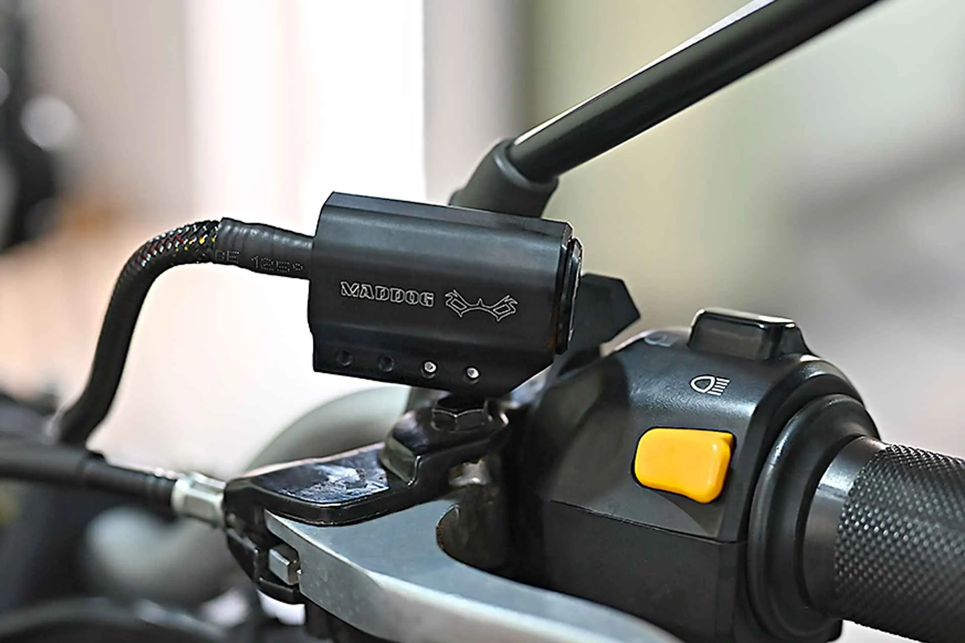 MADDOG Switch Pro Mirror Mount