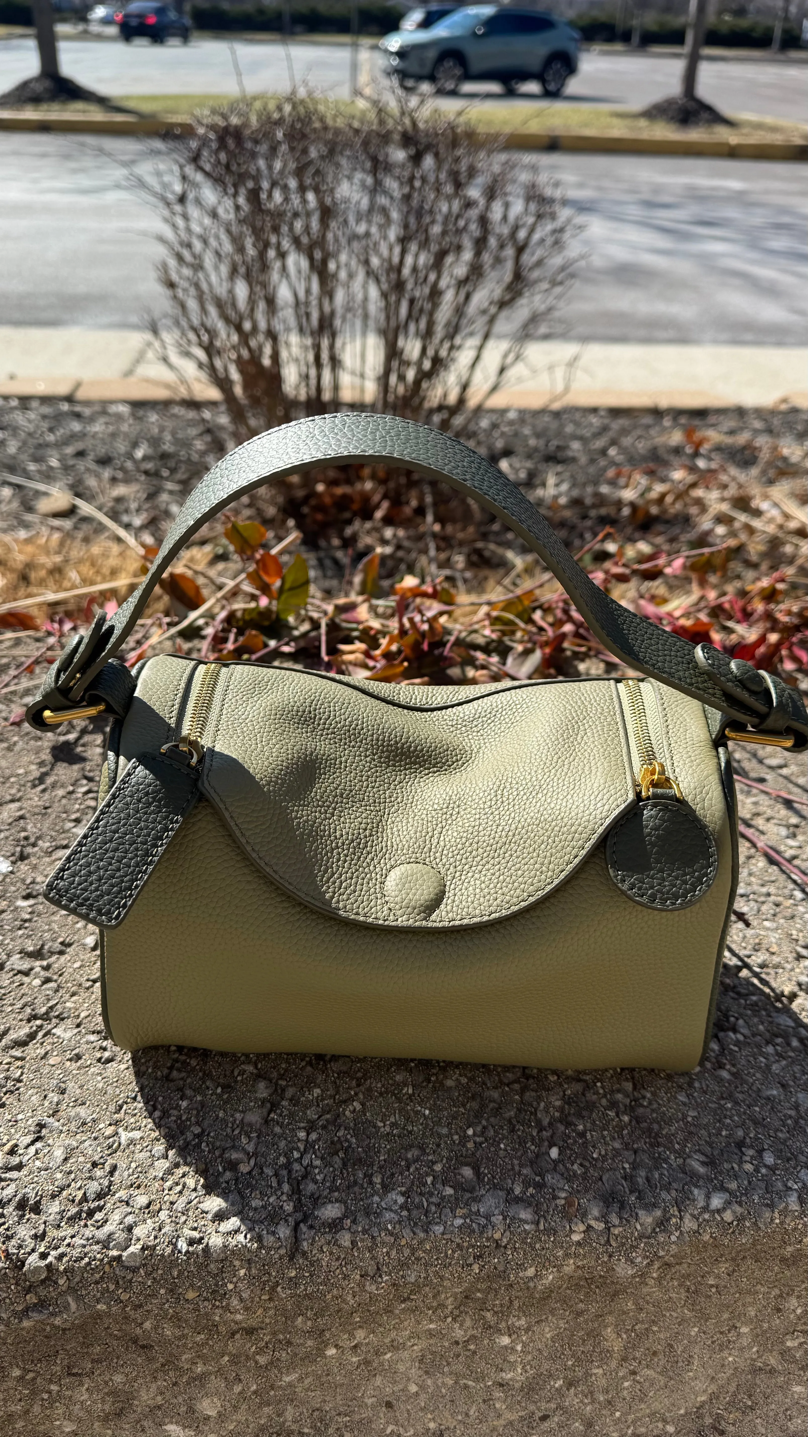 Madelyn Luxe” — Premium Leather Convertible Crossbody & Shoulder Bag